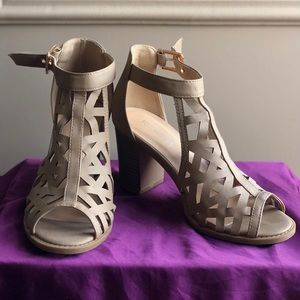 TOP MODA CUTE BLOCK HEELS